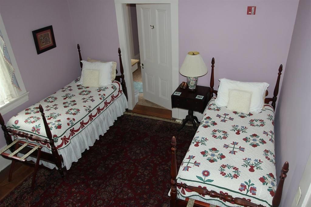Corners Mansion Inn - A Bed And Breakfast Виксбург Экстерьер фото